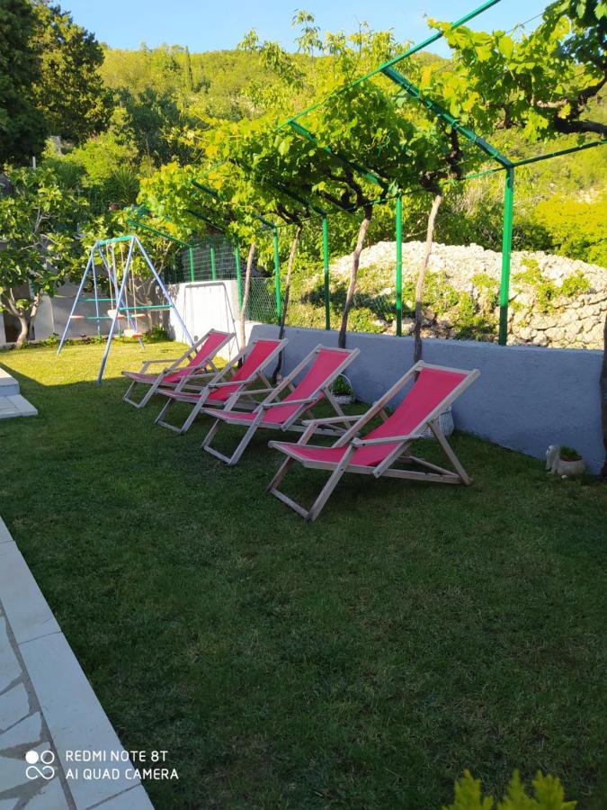 Holiday Home Zezevica - Heated Pool Sestanovac Exterior photo